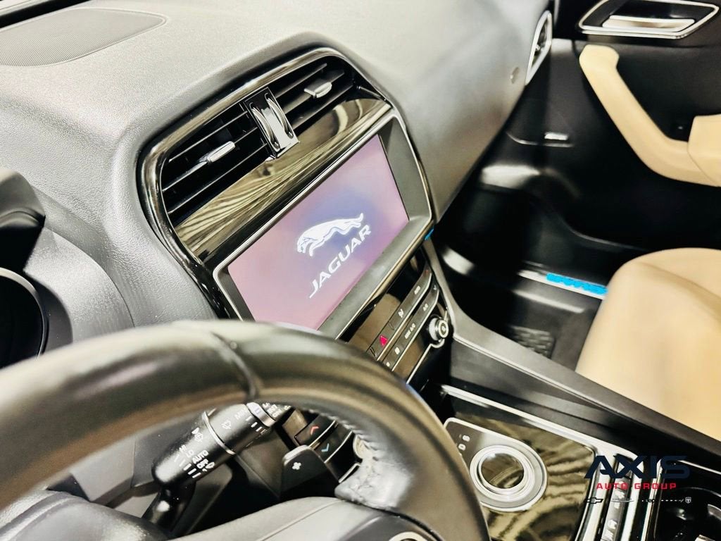 2019 Jaguar F-PACE 25t Premium