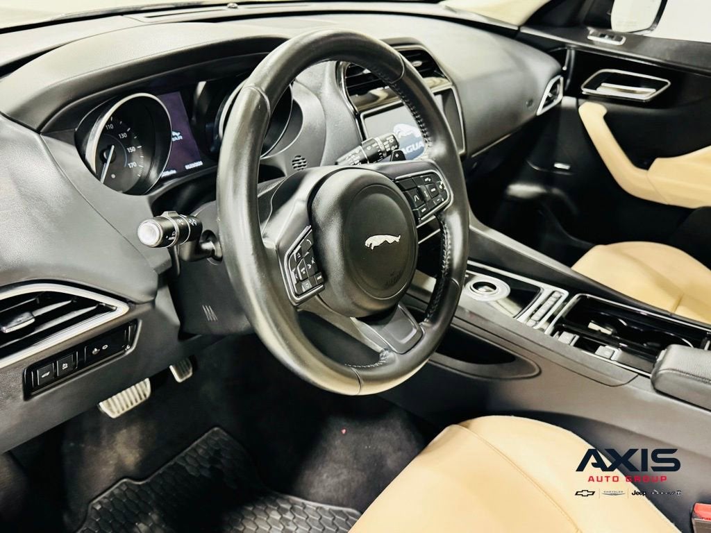 2019 Jaguar F-PACE 25t Premium