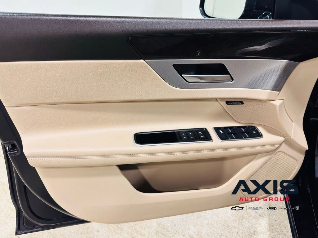 2018 Jaguar XF 25t Prestige