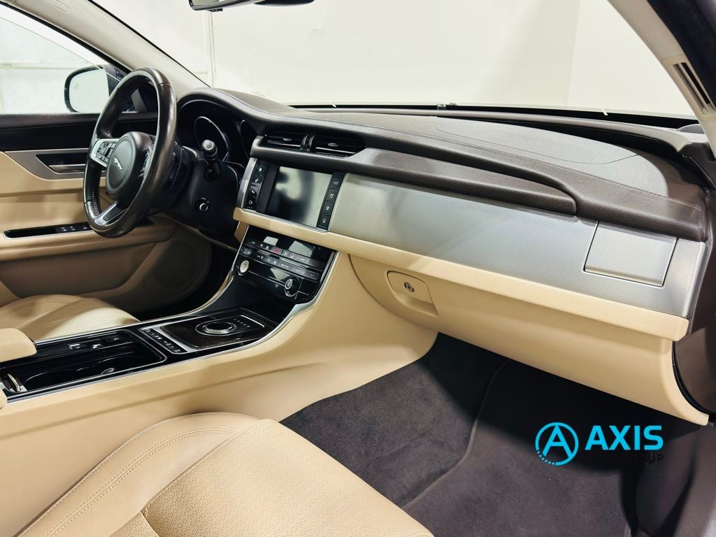 2018 Jaguar XF 25t Prestige