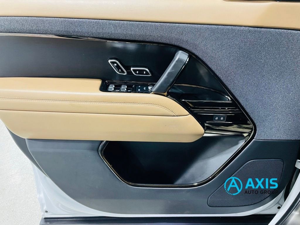 2023 Land Rover Range Rover Sport SE