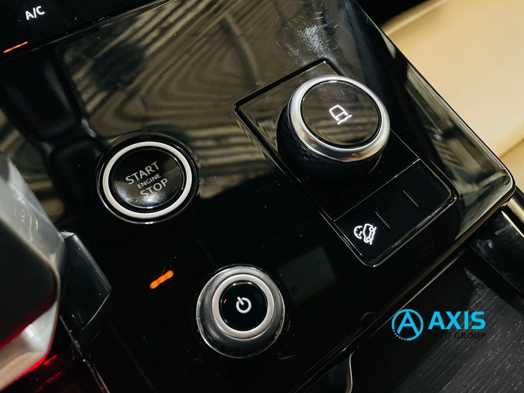 2023 Land Rover Range Rover Sport SE