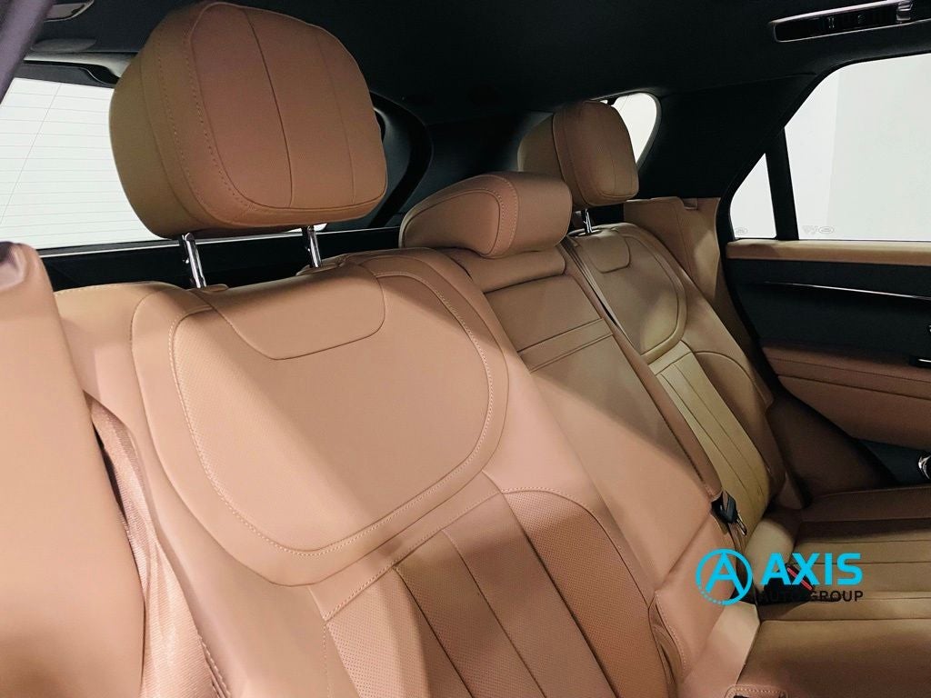 2023 Land Rover Range Rover Sport SE