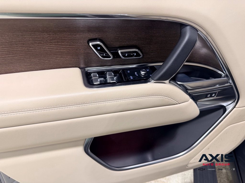 2023 Land Rover Range Rover P400 SE