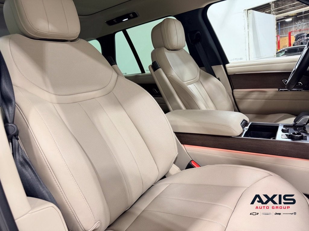 2023 Land Rover Range Rover P400 SE