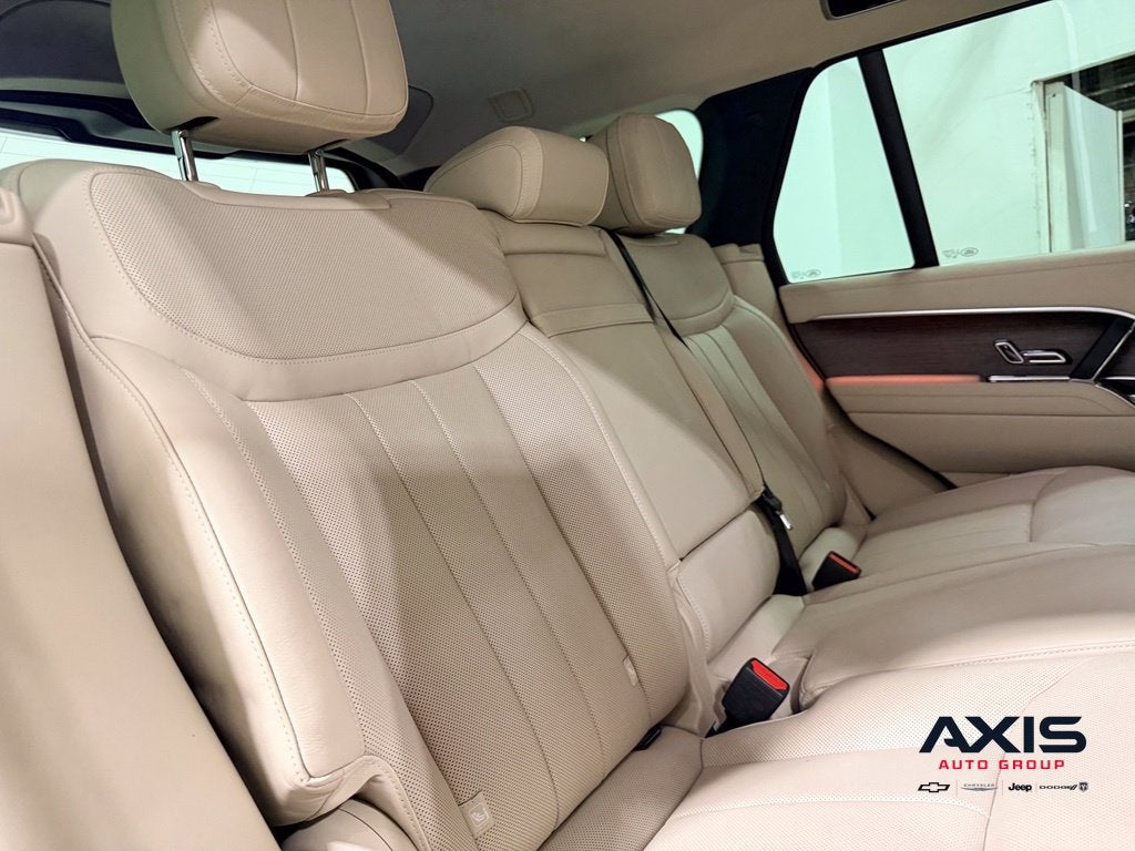2023 Land Rover Range Rover P400 SE