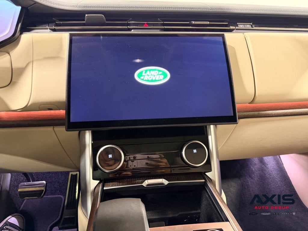 2023 Land Rover Range Rover P400 SE