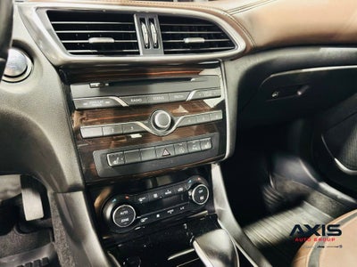 2019 INFINITI QX30 ESSENTIAL