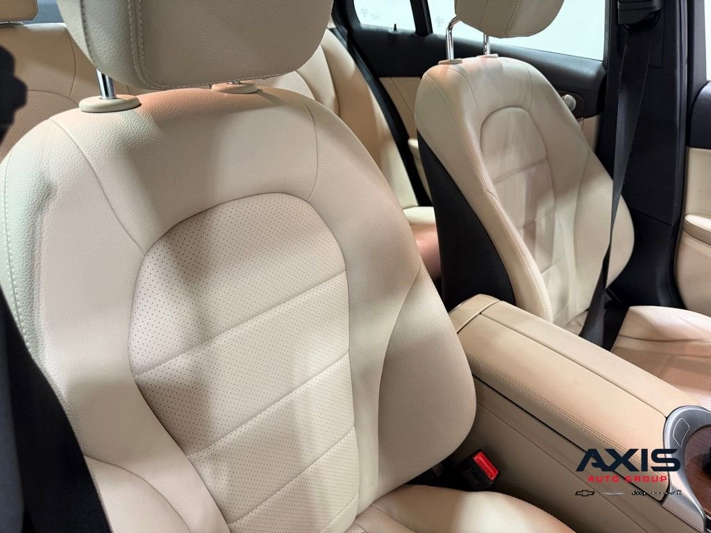 2020 Mercedes-Benz C 300 4MATIC®