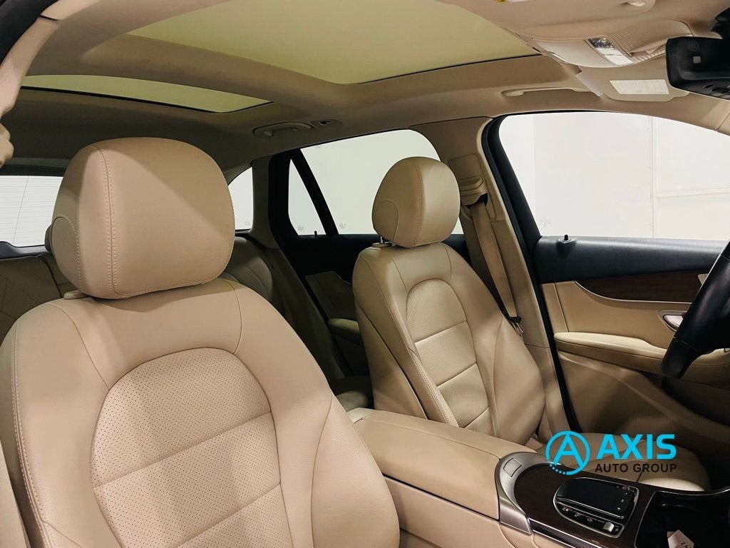 2022 Mercedes-Benz GLC GLC 300