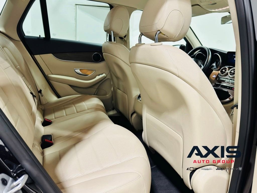 2021 Mercedes-Benz GLC GLC 300