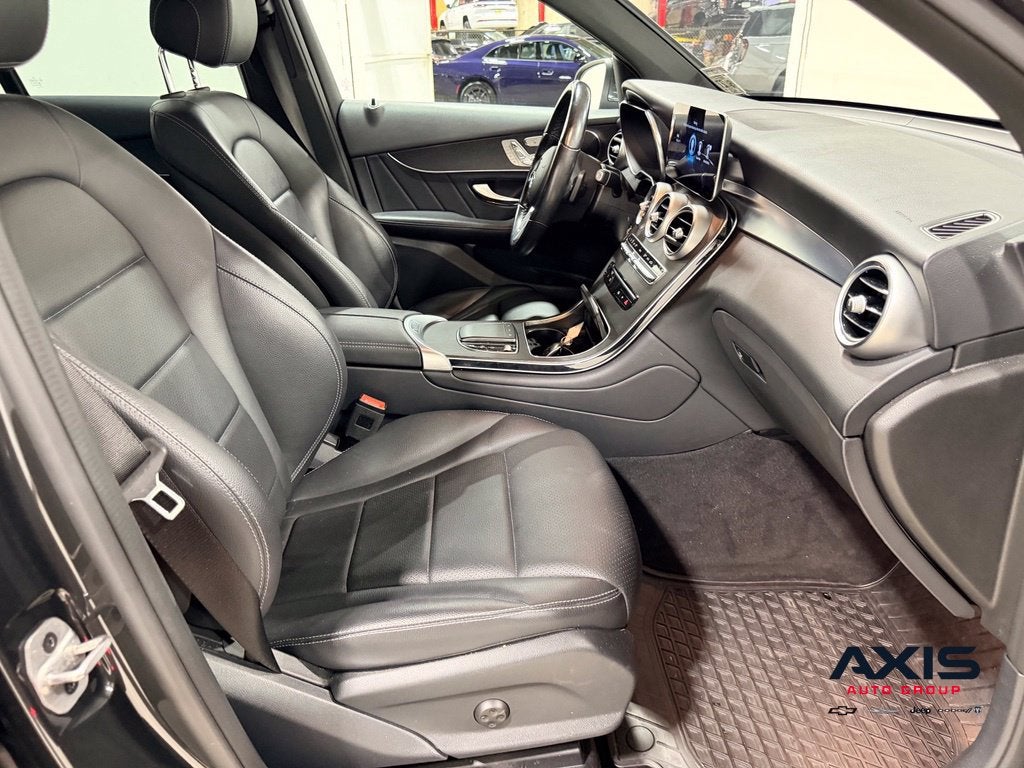 2022 Mercedes-Benz GLC GLC 300
