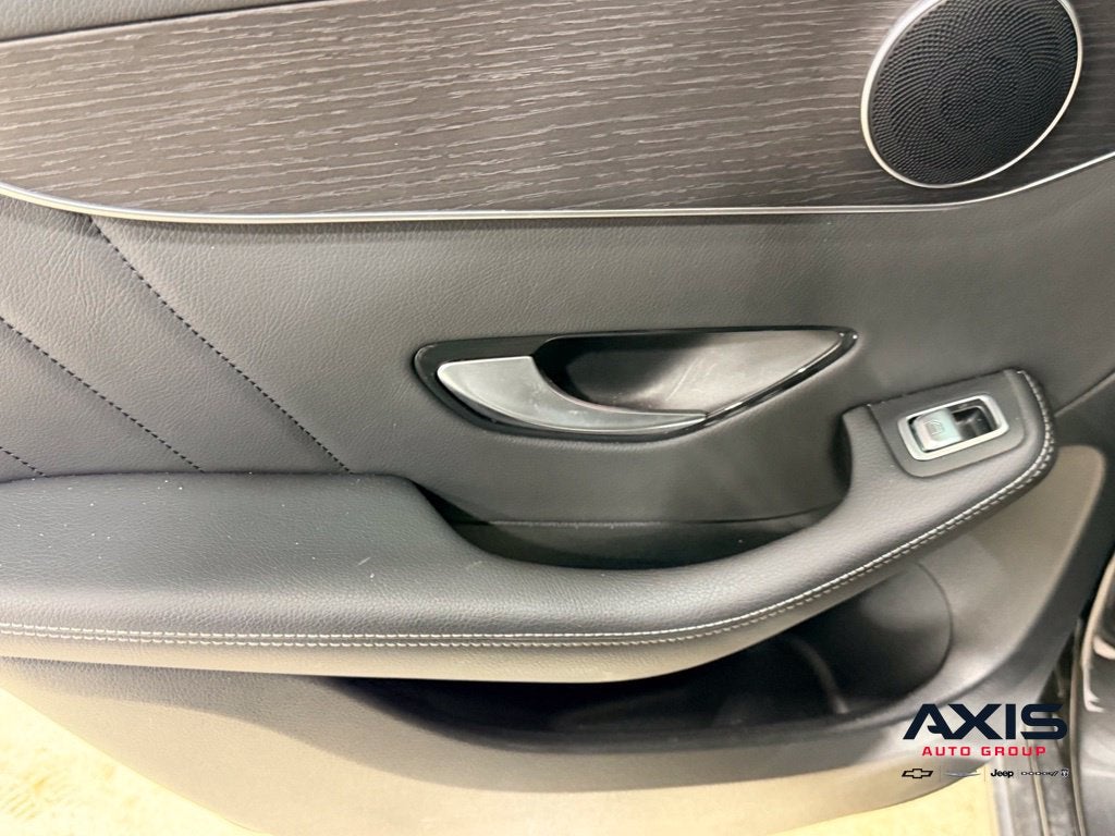 2022 Mercedes-Benz GLC GLC 300