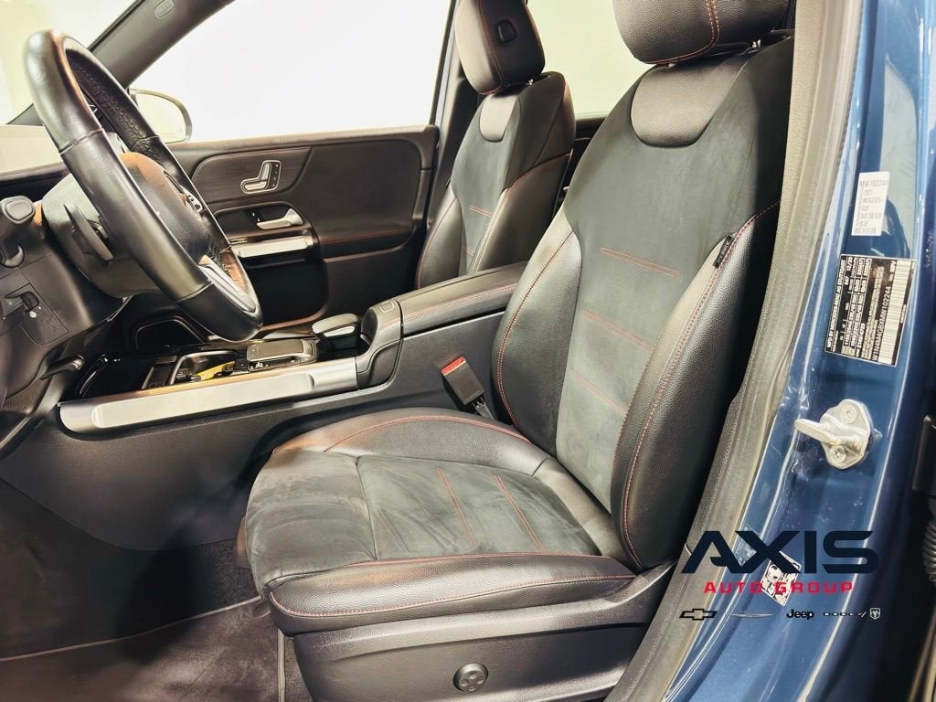 2021 Mercedes-Benz GLB 250 GLB 250