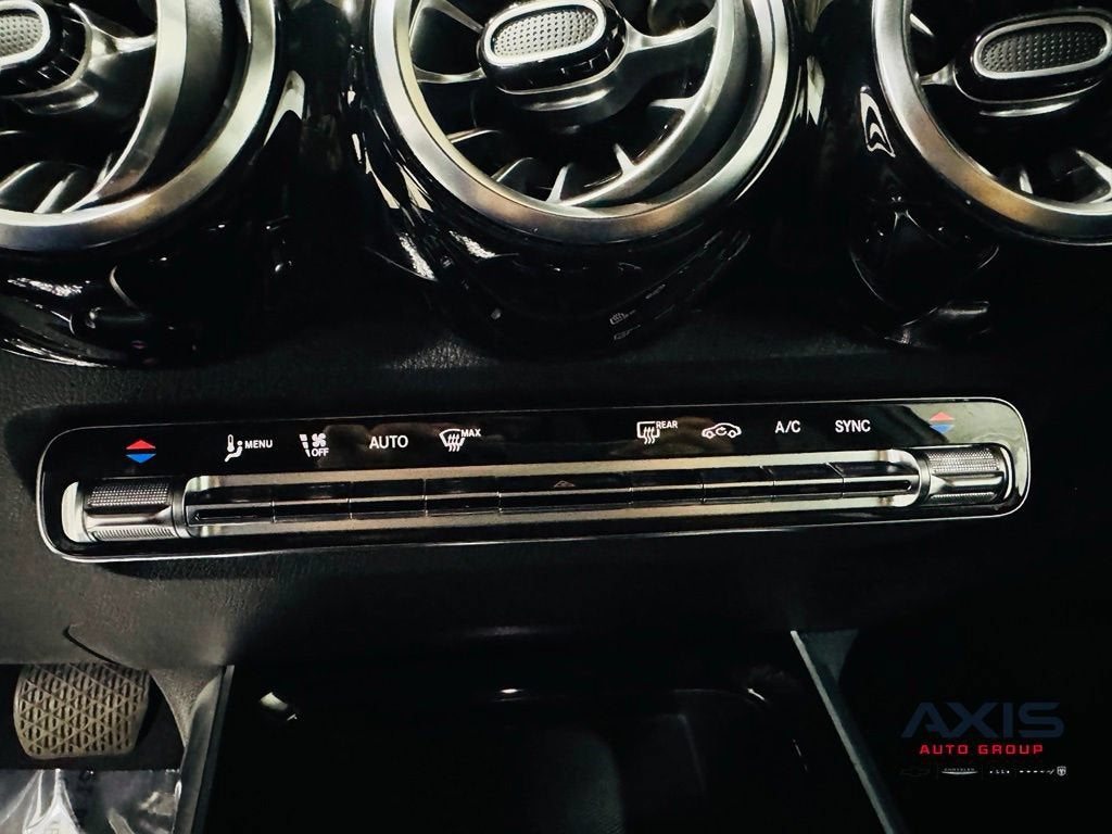 2023 Mercedes-Benz GLB 250 4MATIC®