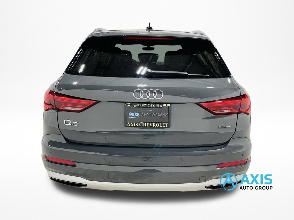 2022 Audi Q3 Premium 40 TFSI quattro Tiptronic