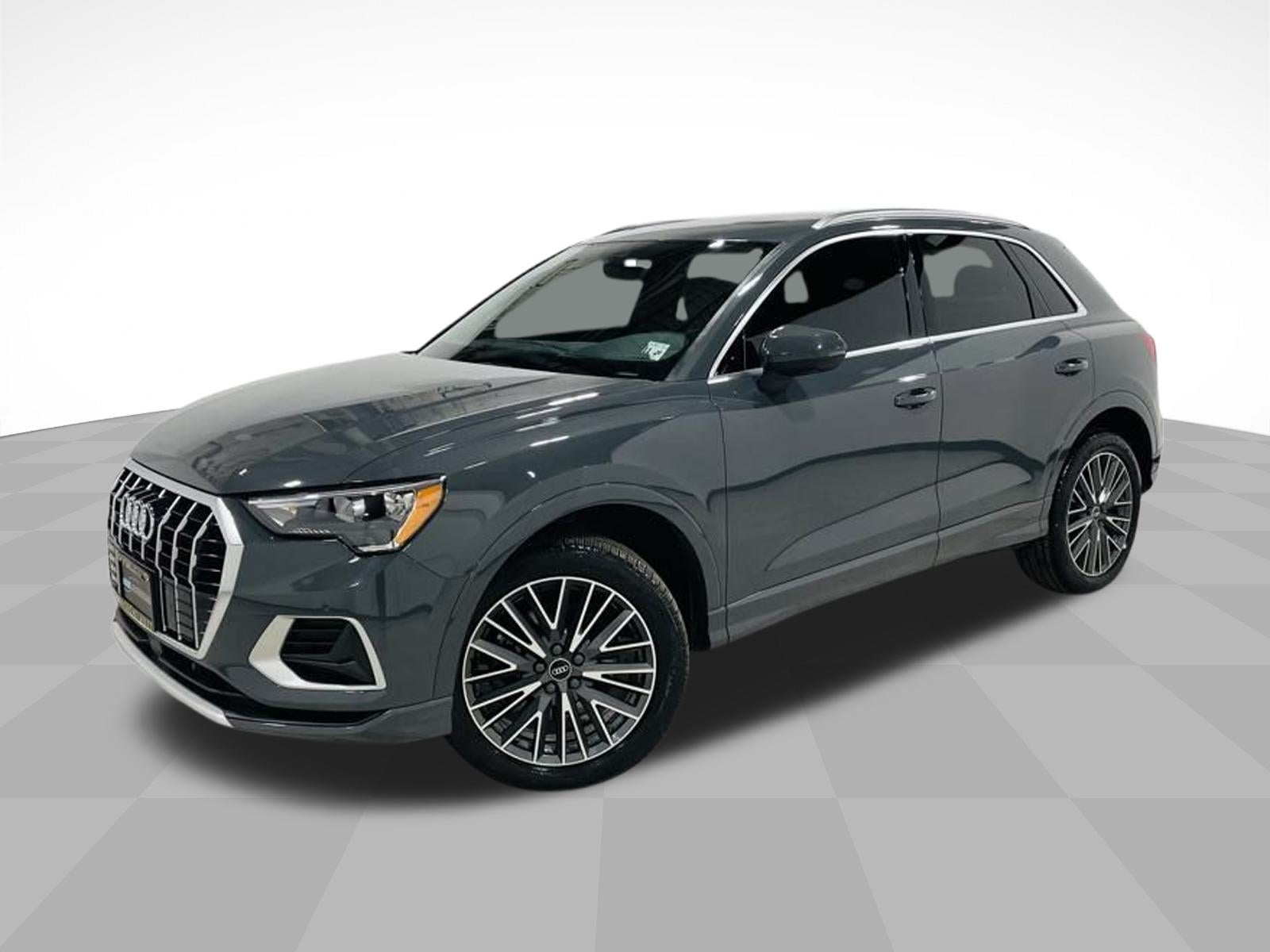 2022 Audi Q3 Premium 40 TFSI quattro Tiptronic
