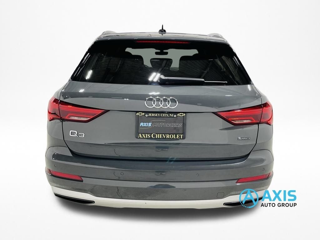 2022 Audi Q3 Premium 40 TFSI quattro Tiptronic