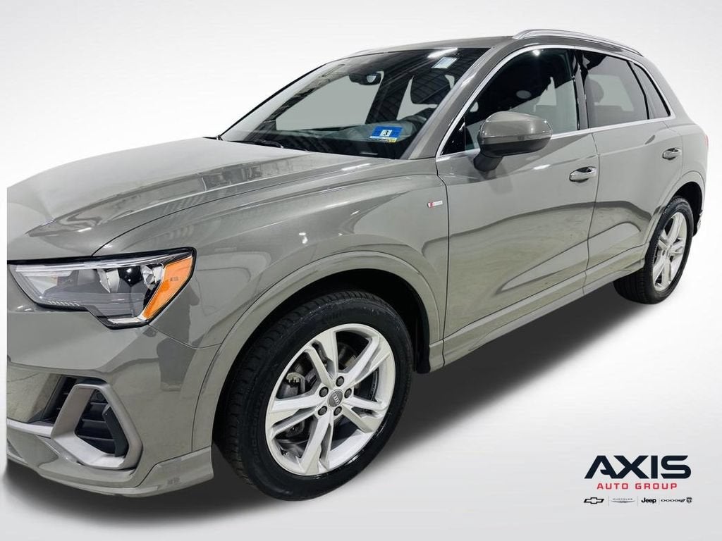 2020 Audi Q3 S line Premium