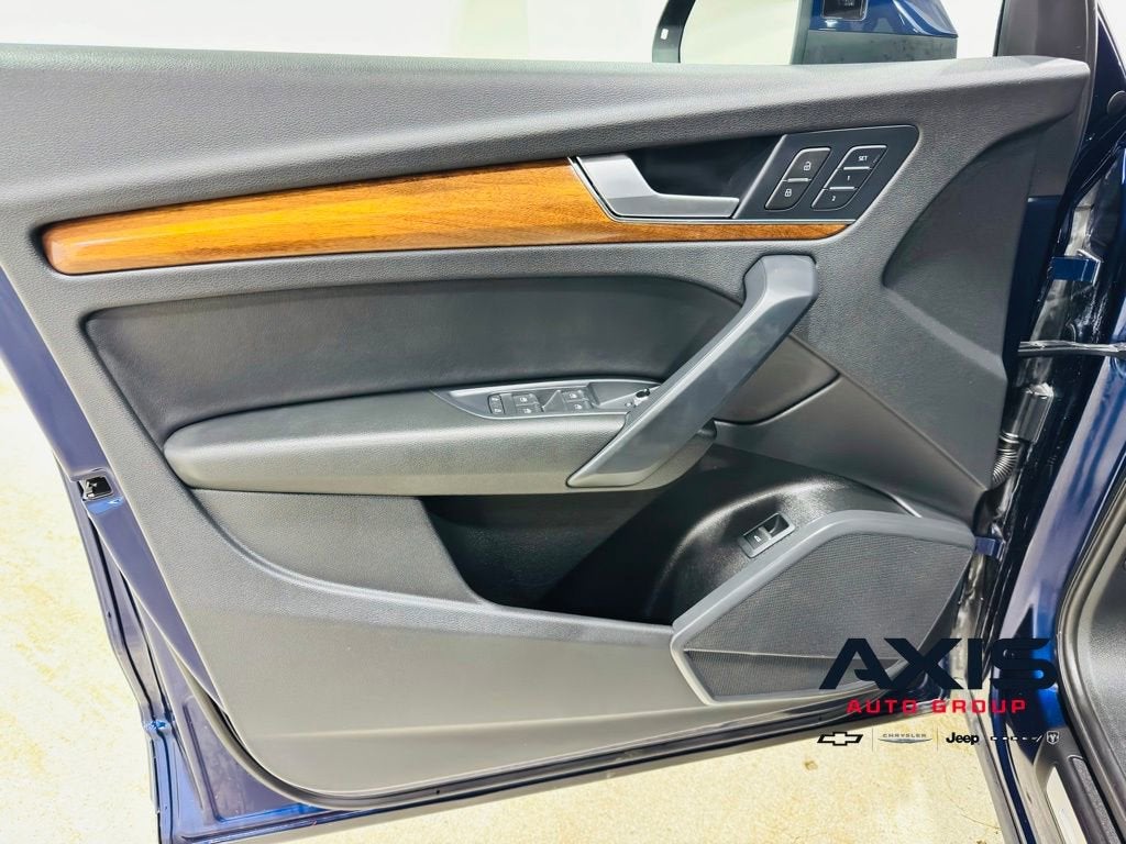 2023 Audi Q5 Premium 45 TFSI S line quattro