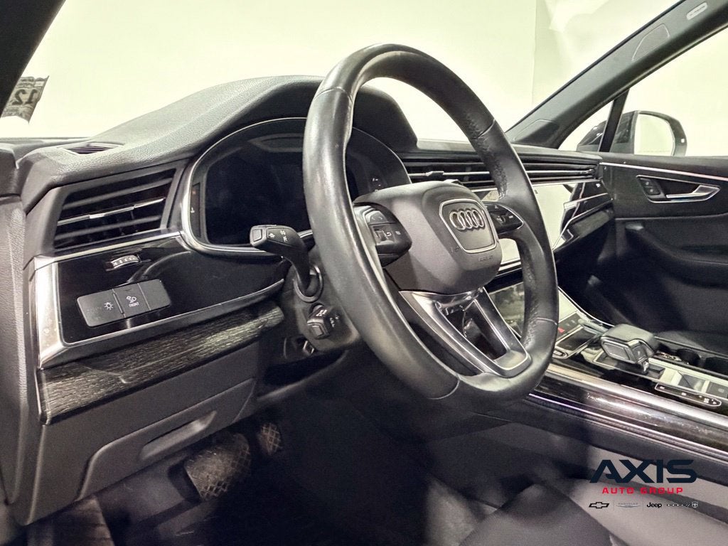 2022 Audi Q7 Premium Plus