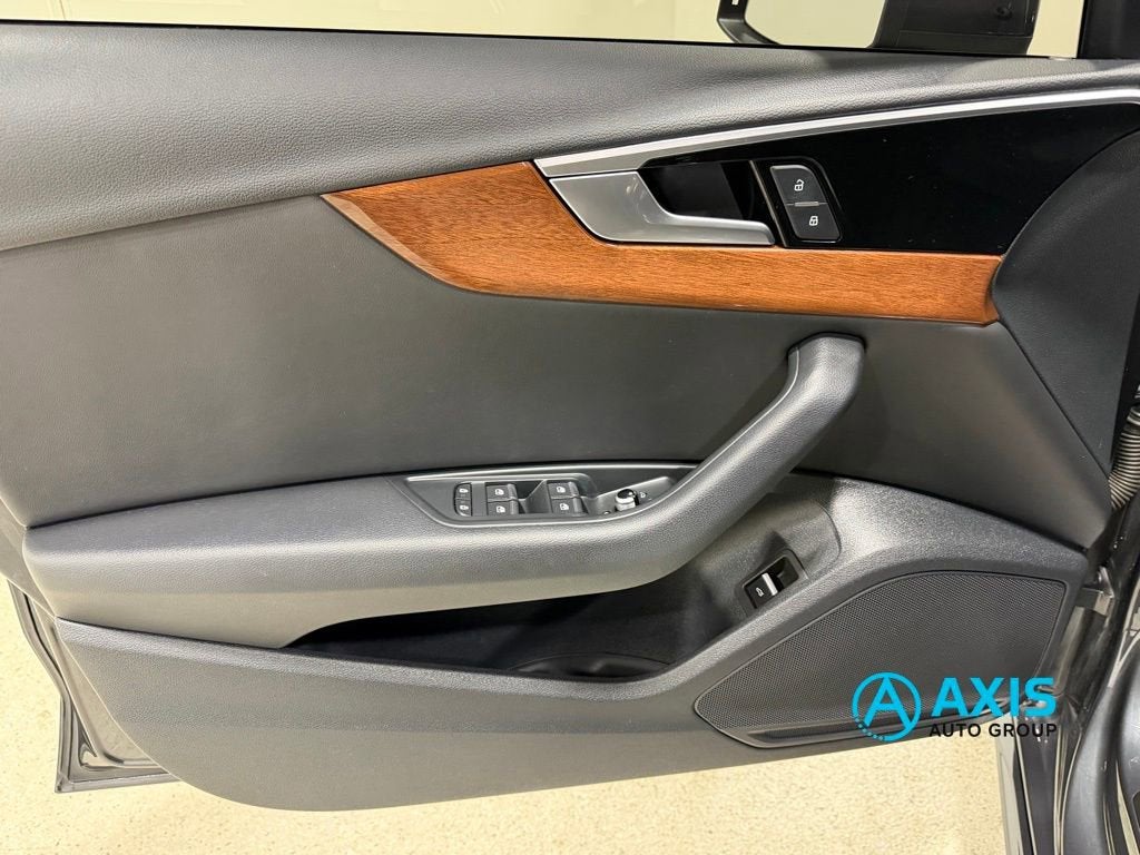 2022 Audi A4 Premium 40 TFSI quattro S tronic