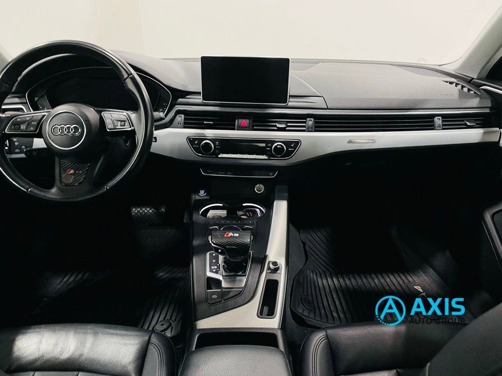 2017 Audi A4 Season of Audi Premium