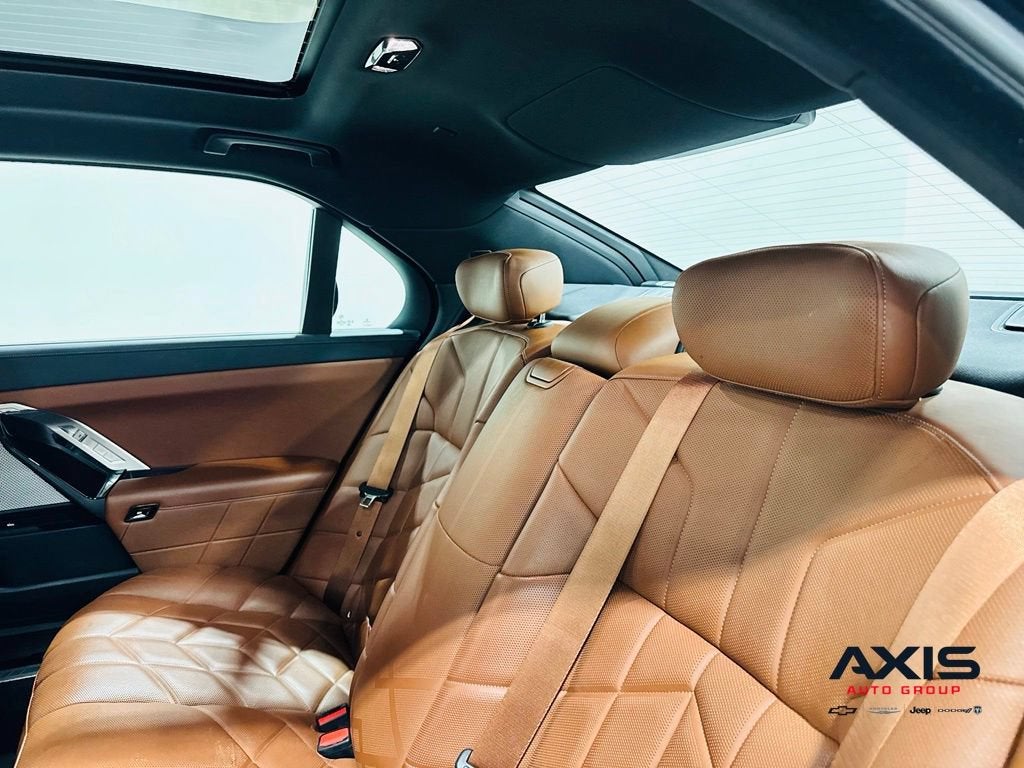 2023 BMW 760 i xDrive