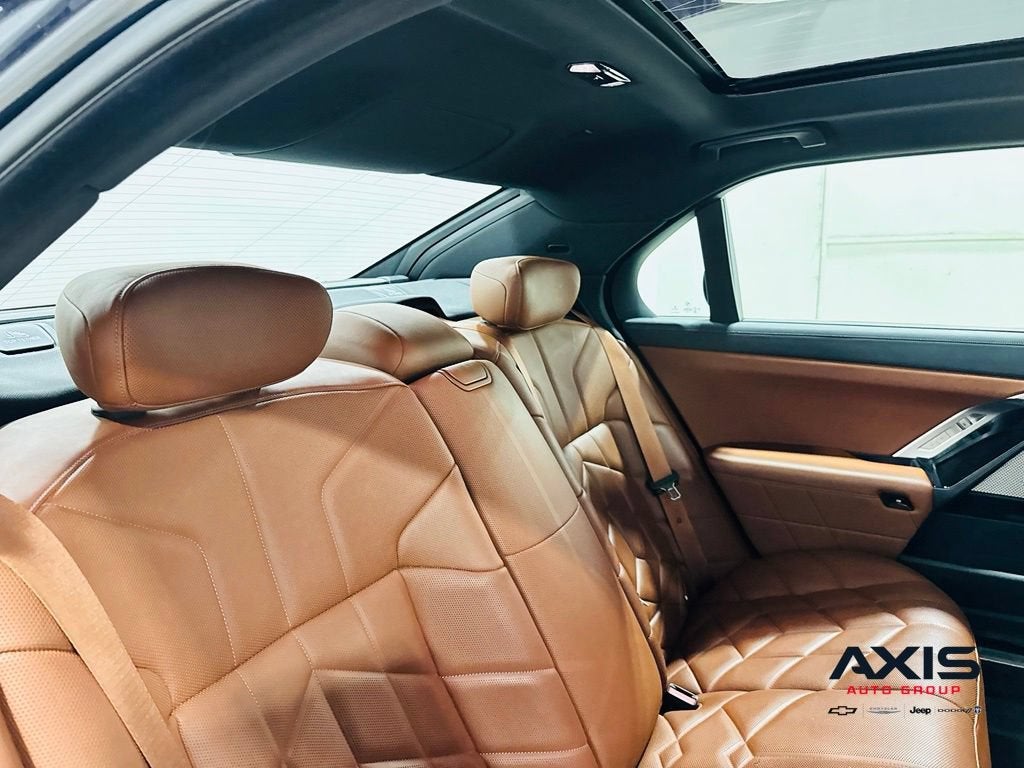 2023 BMW 760 i xDrive