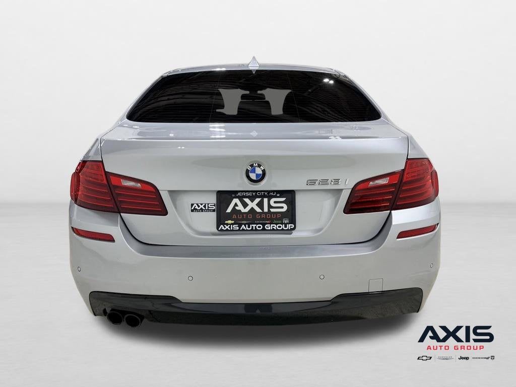 2016 BMW 5 Series 528i