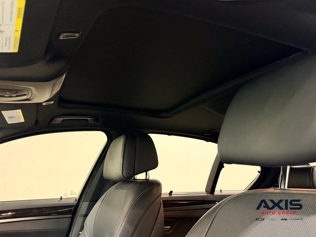 2016 BMW 5 Series 528i