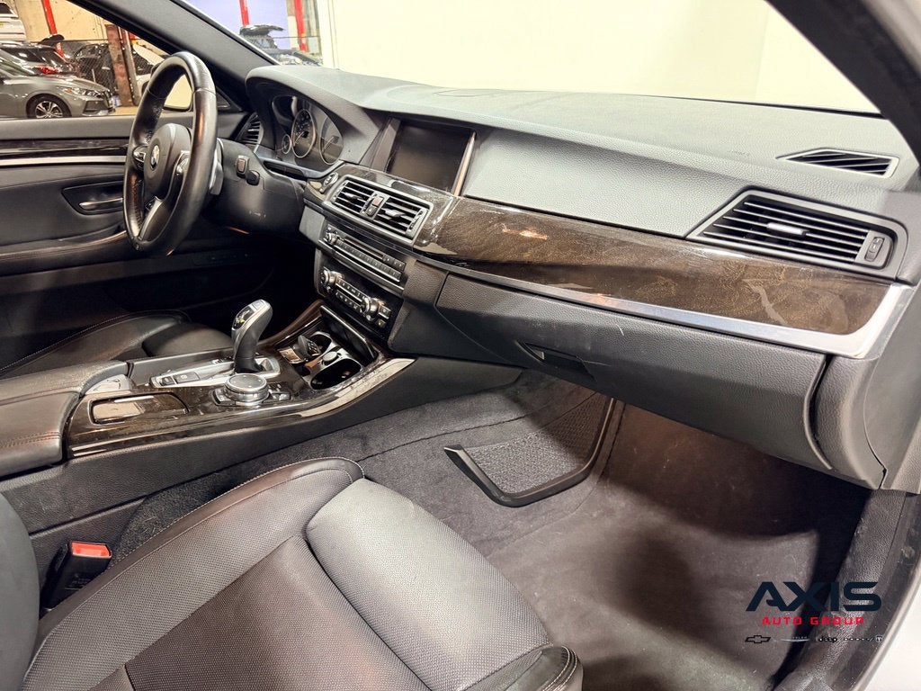 2016 BMW 5 Series 528i