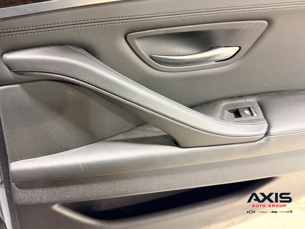 2016 BMW 5 Series 528i