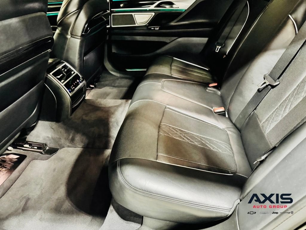 2016 BMW 750i xDrive