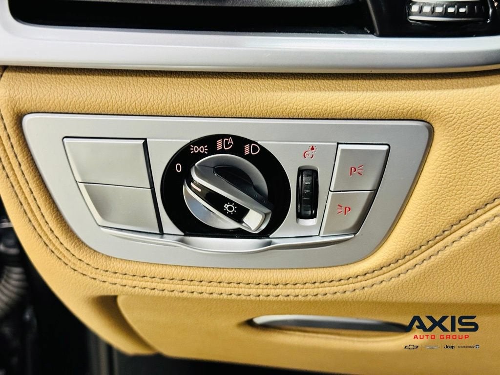 2021 BMW 740i 740i