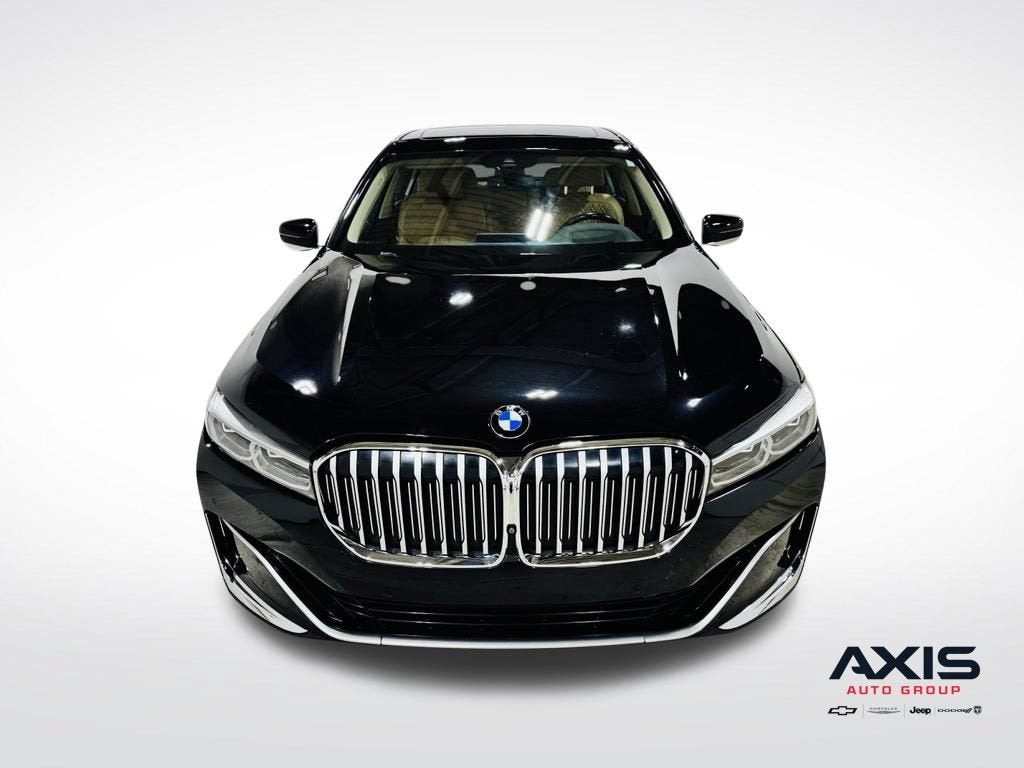 2021 BMW 740i 740i