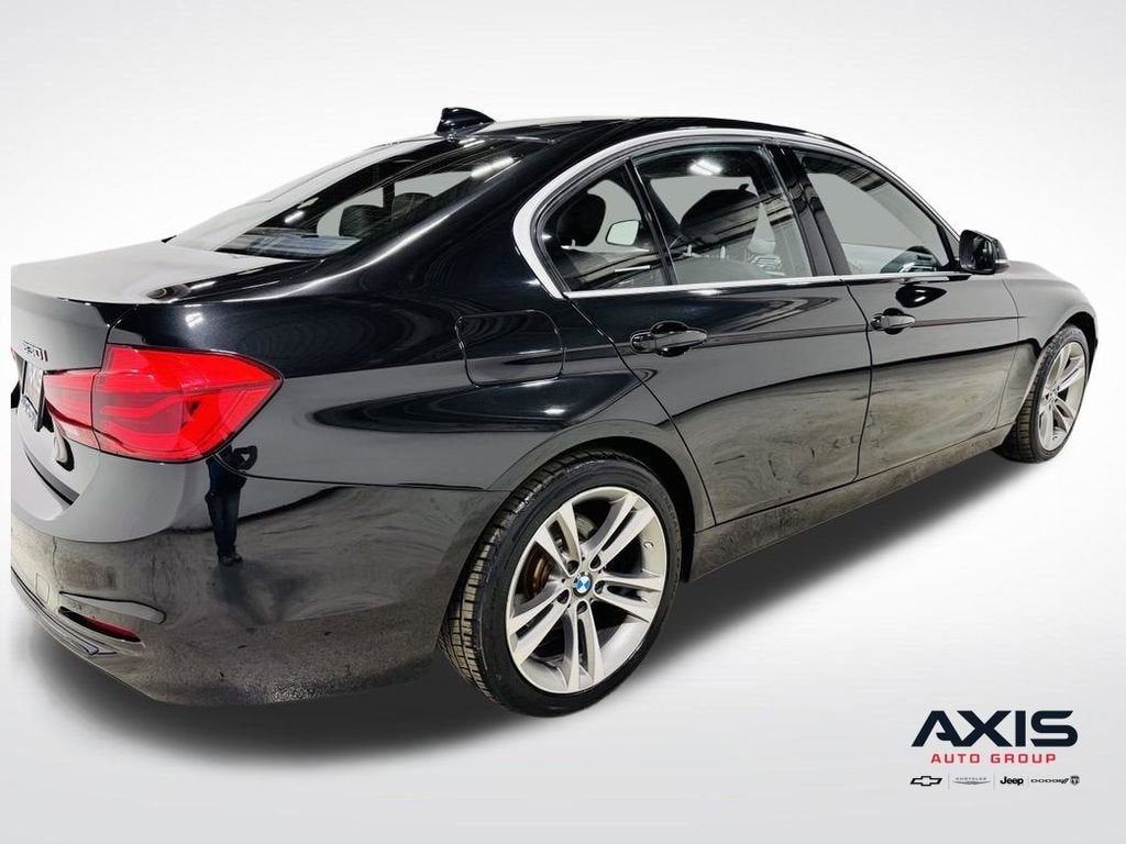 2018 BMW 330i xDrive