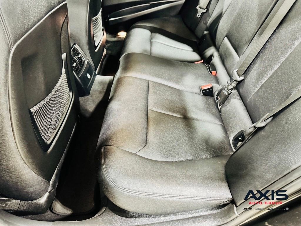 2018 BMW 330i xDrive