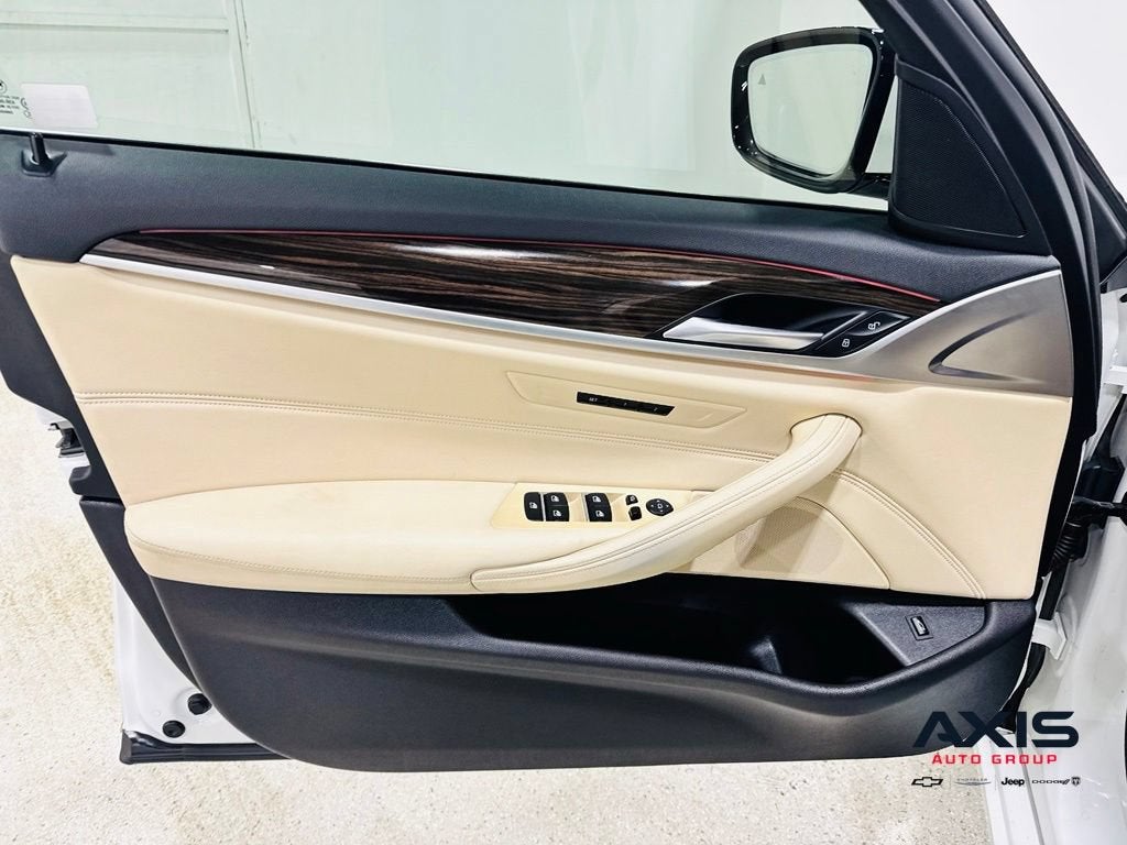 2019 BMW 530i 530i