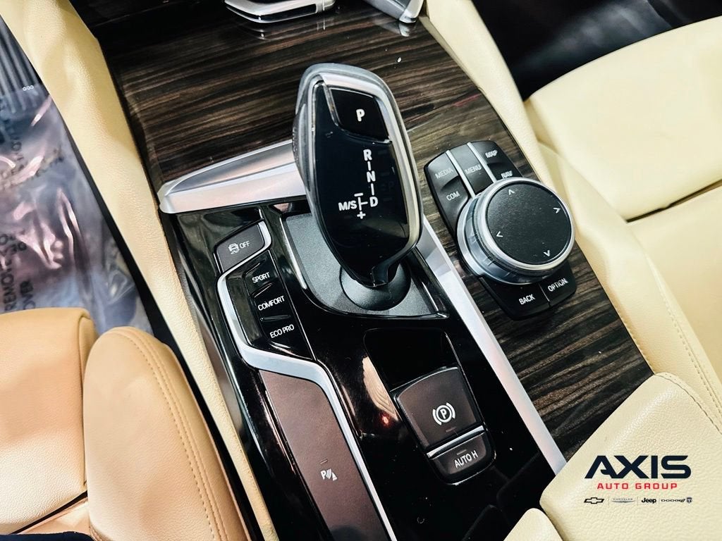 2019 BMW 530i 530i