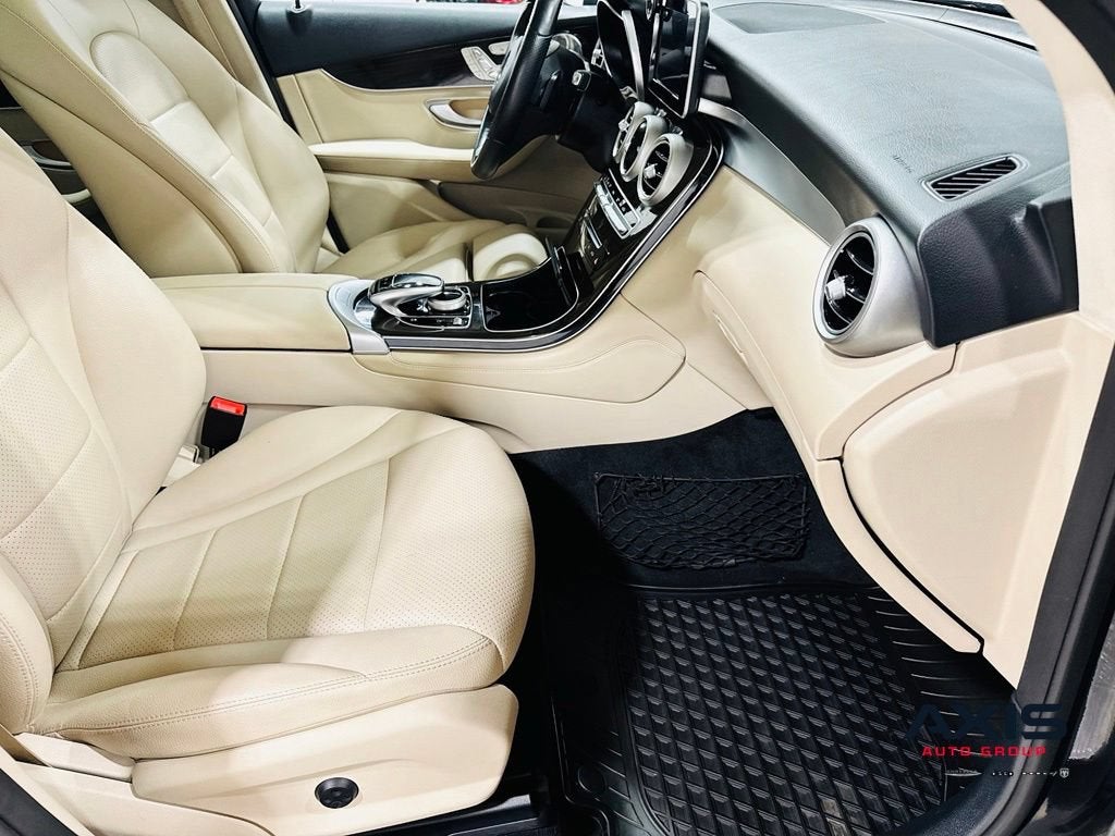 2016 Mercedes-Benz GLC 300 4MATIC®