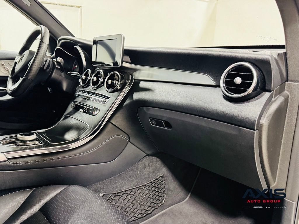2019 Mercedes-Benz GLC 300 4MATIC®