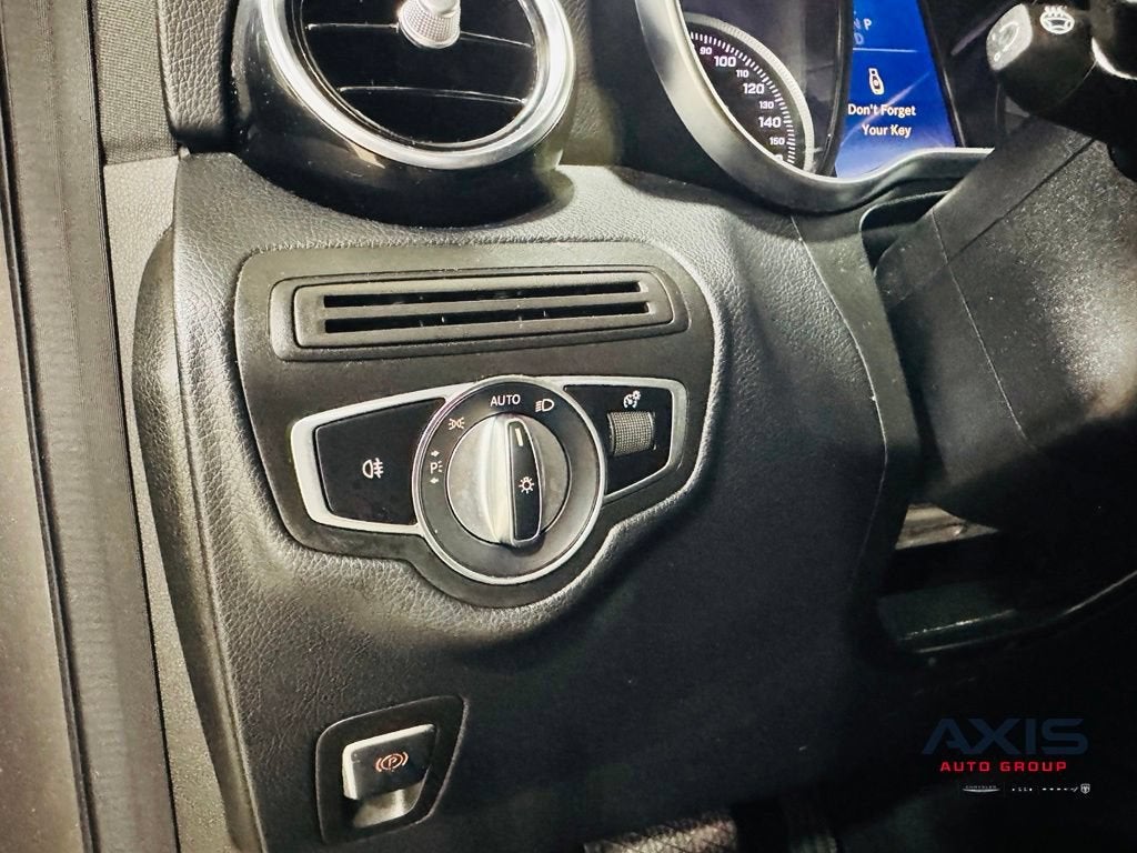 2019 Mercedes-Benz GLC 300 4MATIC®