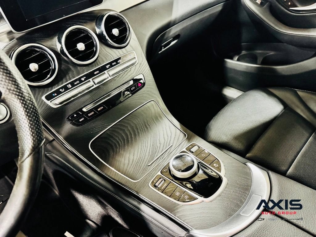 2019 Mercedes-Benz GLC 300 4MATIC®