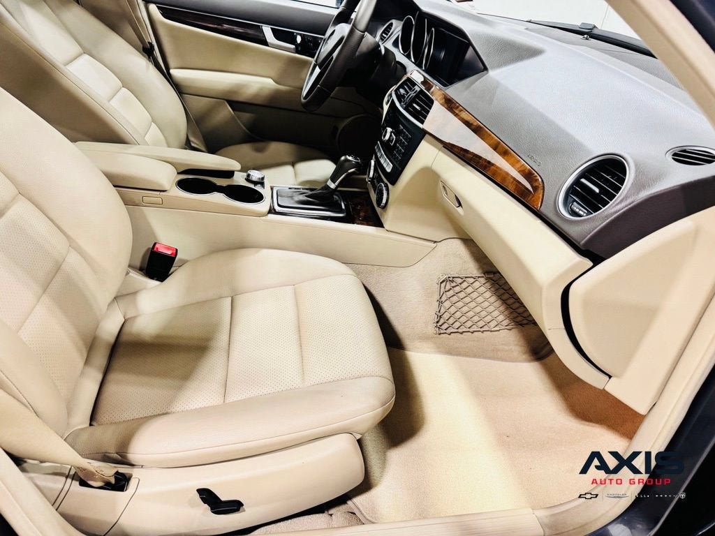 2013 Mercedes-Benz C-Class C 300 Sport