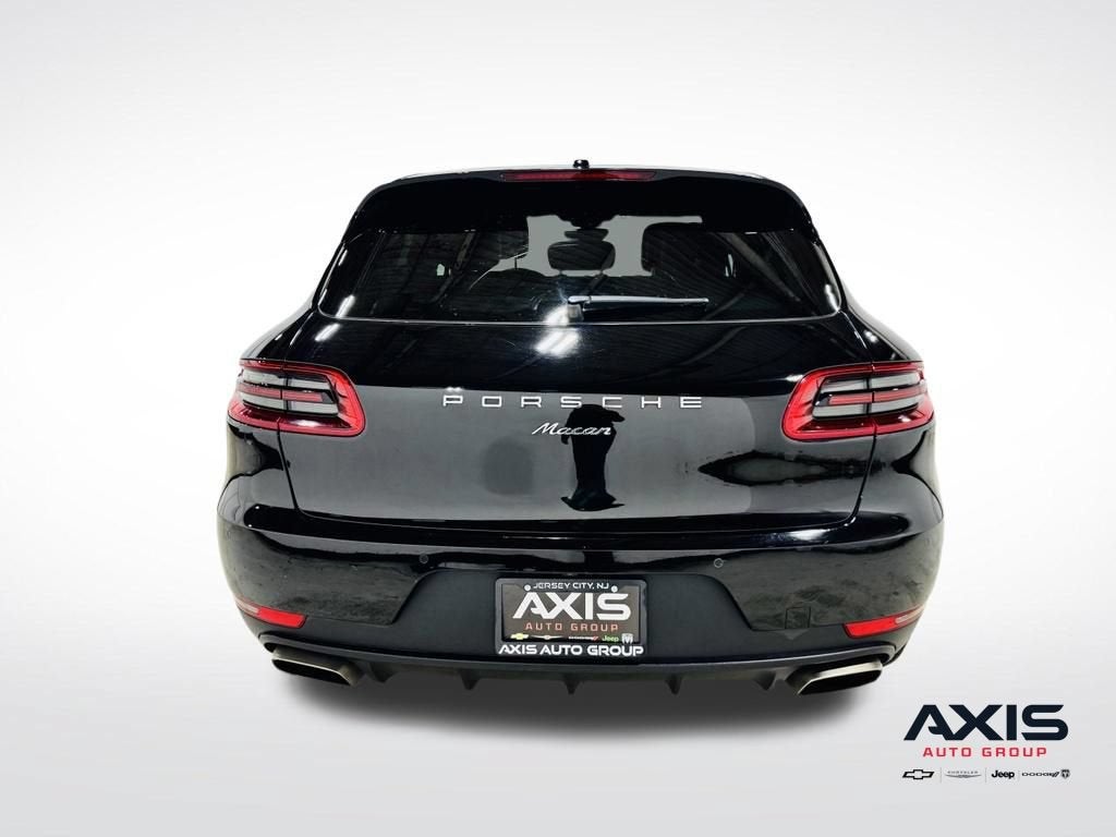 2018 Porsche Macan NA