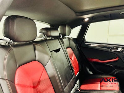 2018 Porsche Macan NA