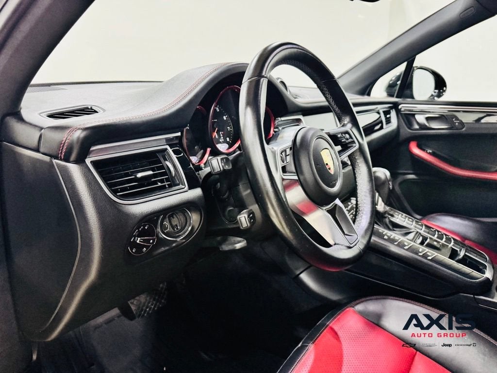 2018 Porsche Macan NA