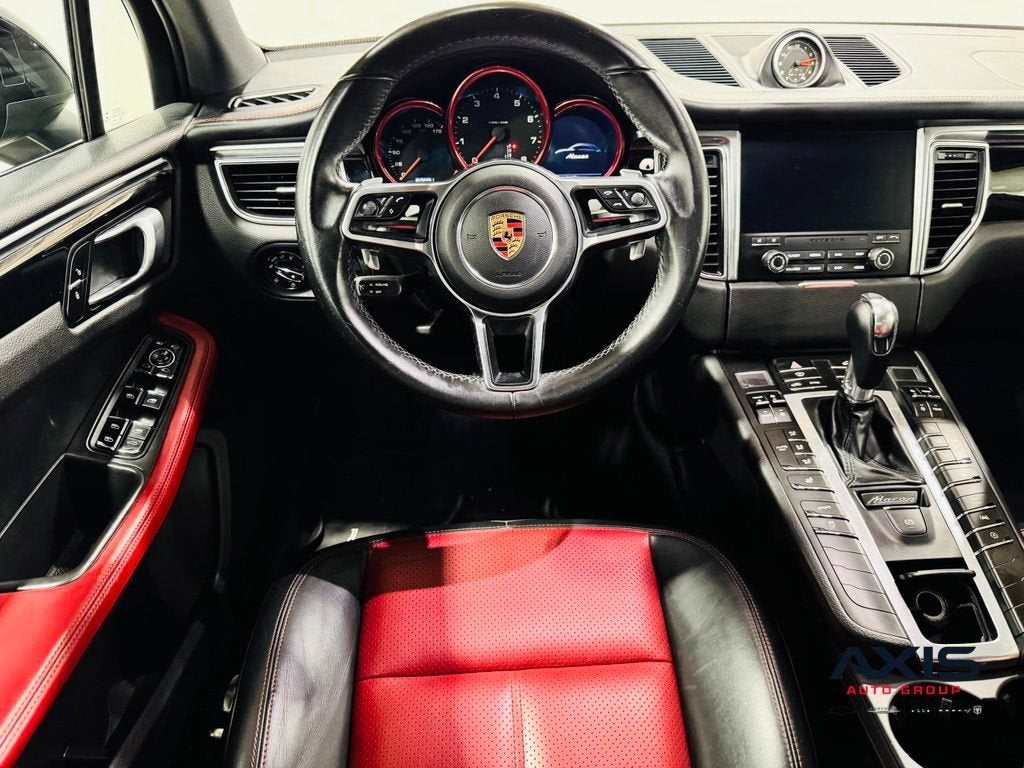 2018 Porsche Macan NA