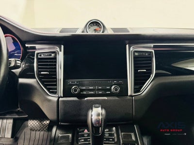 2018 Porsche Macan NA